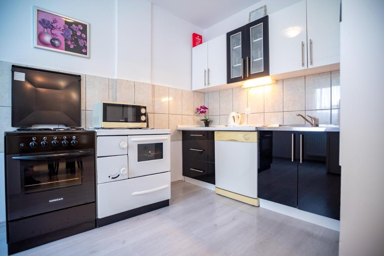 Apartments Fuma Otočac Eksteriør billede