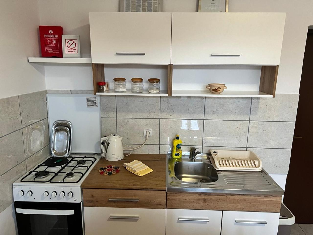 Apartments Fuma Otočac Eksteriør billede